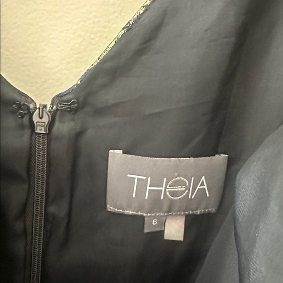 THEIA Women’s Green Metallic Floral Jacquard Organza Cocktail Dress Size 6 - Picture 7 of 11